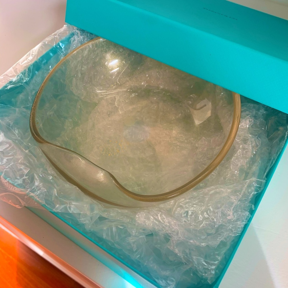 Tiffany Elsa Perretti New in box thumbprint dish